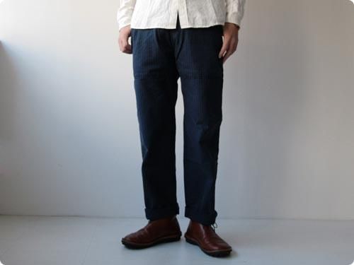 EEL EEL'S ٥ 27 NAVY
