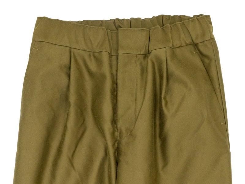 blanc one tuck trousers brass