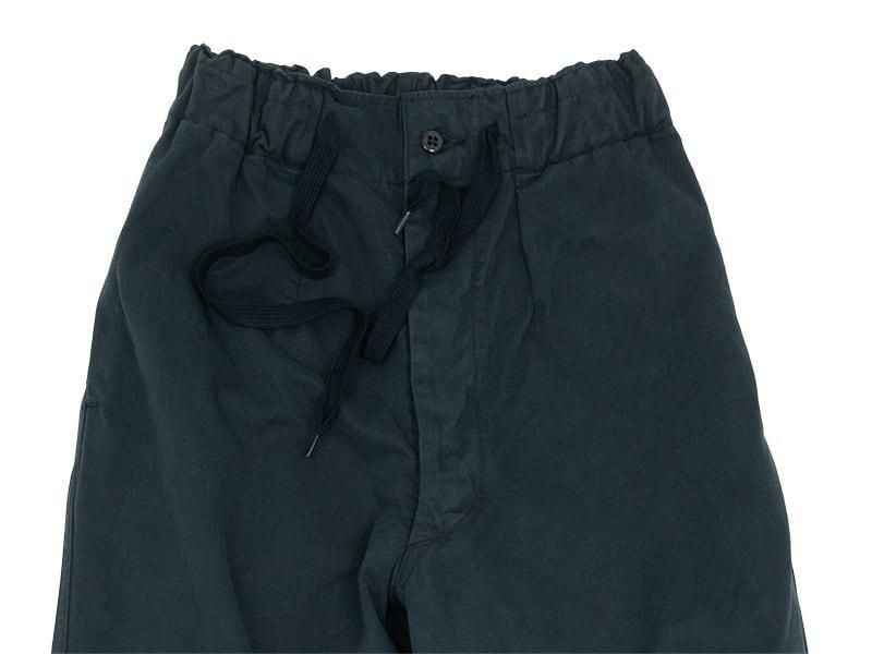 TUKI banana legs peach face twill garment dyed 26green
