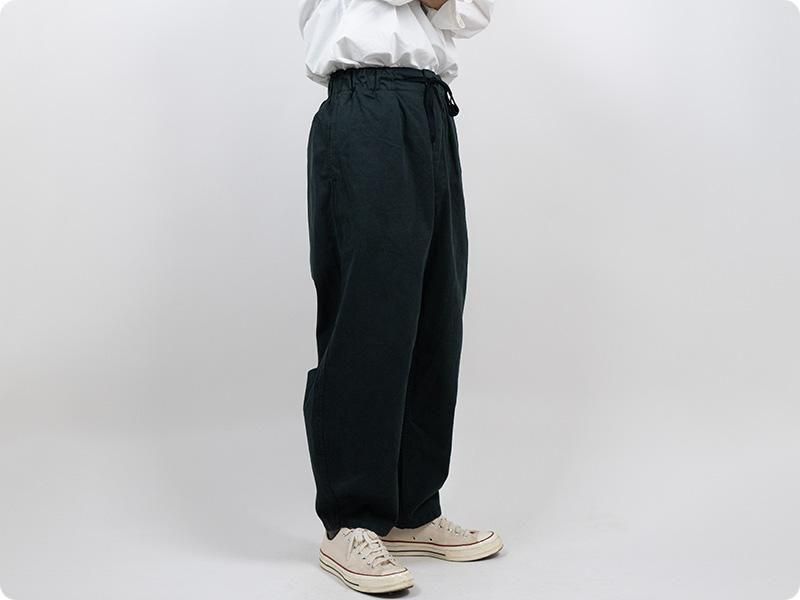 TUKI banana legs peach face twill garment dyed 26green