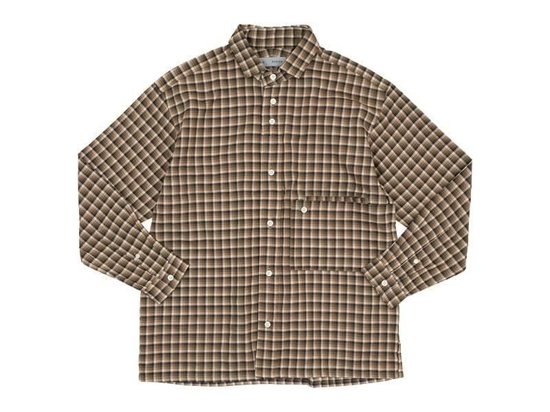nisica 쥮顼顼 å BROWN