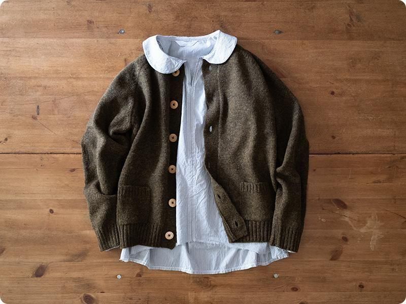 Charpentier de Vaisseau Katie Crew Neck Knit Cardigan OLIVE