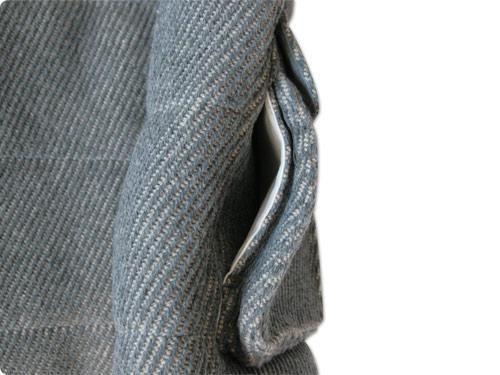 EEL ٥ 15 MEDIUM GRAY