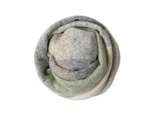 Studio Donegal TWEED MUFFLER LIGHT GRAY 3A