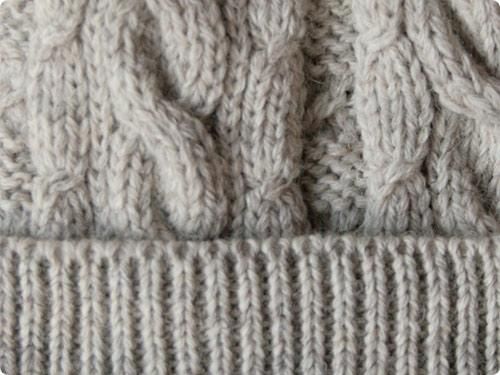 BLACK SHEEP KNIT CAP LIGHT GRAY