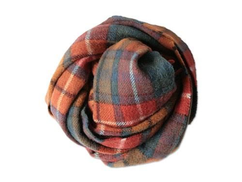 HIGHLAND TWEEDS TARTAN SCARF GANTIQUE BUCHANAN