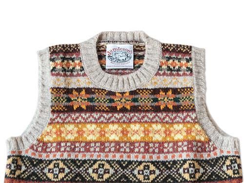 Jamieson's CREW NECK VEST BEIGE