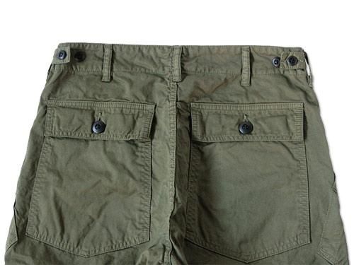 EEL BE MY BAKER 55OLIVE