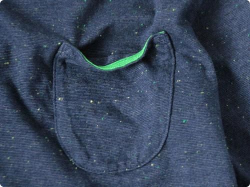 CURLY QS TROPICAL POCKET Tee NAVY x GREEN