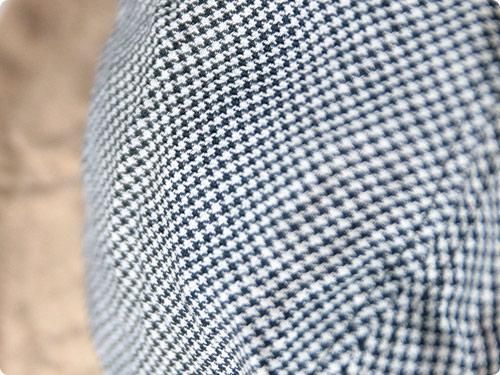 TATAMIZE REVERSIBLE HAT BEIGE x HOUNDSTOOTH CHECK