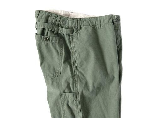 ordinary fits FRENCH CROPPED OLIVE