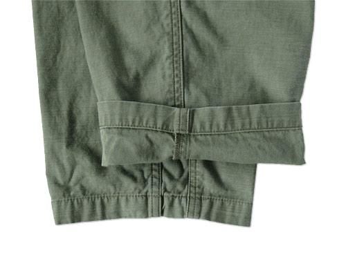 ordinary fits FRENCH CROPPED OLIVE