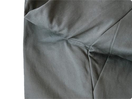 TUKI trousers 23sage green