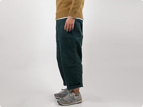 ordinary fits FRENCH CROPPED CORDUROY GREEN