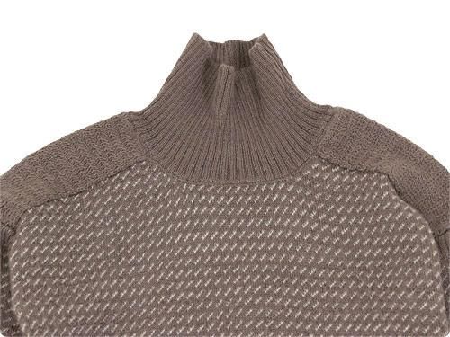 TATAMIZE WOOL HI NECK KNIT MOCA