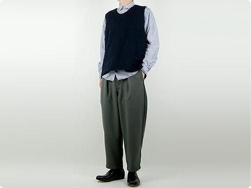 TUKI tapered pants 23sage green