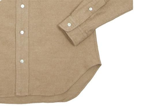 DAILY WARDROBE INDUSTRY NEW STANDARD ROUND COLLAR SHIRT BEIGE