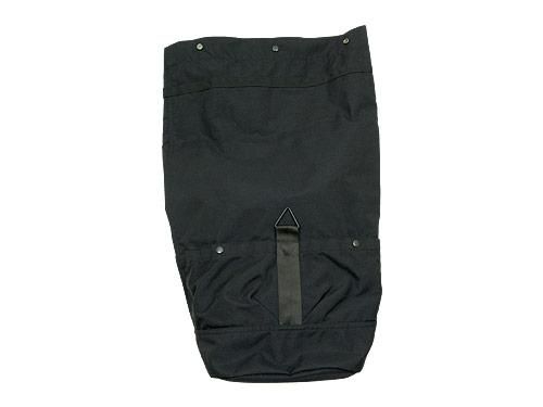 ENDS and MEANS Refugee Duffle Bag BLACK