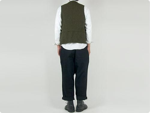 ENDS and MEANS Aldous Wool Vest NAVY