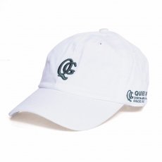 <img class='new_mark_img1' src='https://img.shop-pro.jp/img/new/icons12.gif' style='border:none;display:inline;margin:0px;padding:0px;width:auto;' />QUIET GOLF / QG LOGO CAP